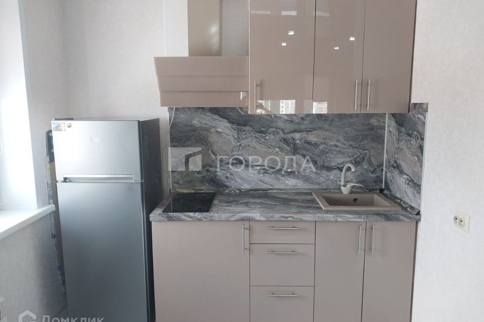 Сдаётся 1-комнатная квартира, 35 м²