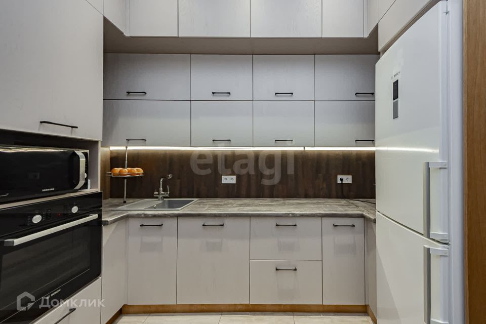 Продаётся 3-комнатная квартира, 84.7 м²