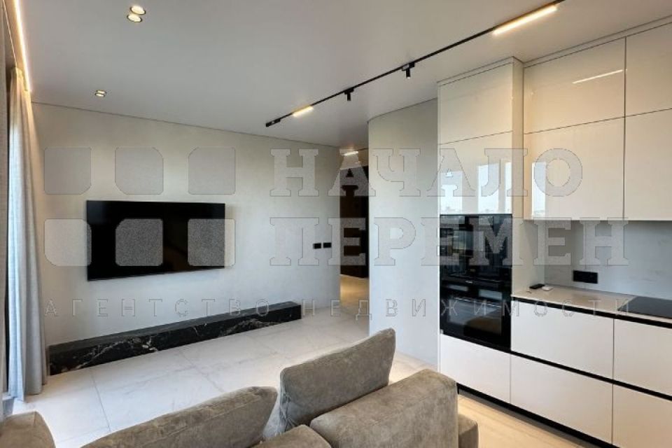 Сдаётся 2-комнатная квартира, 72 м²