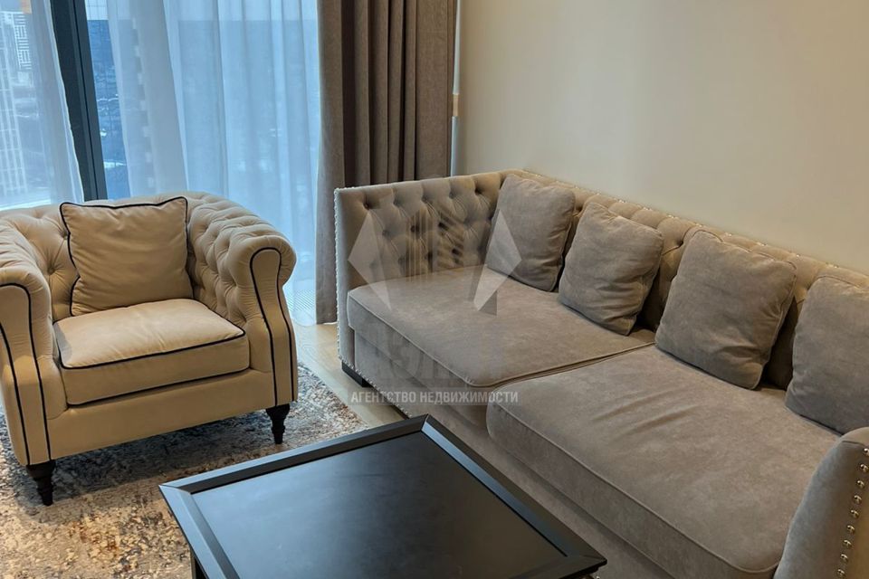 Сдаётся 1-комнатная квартира, 73 м²