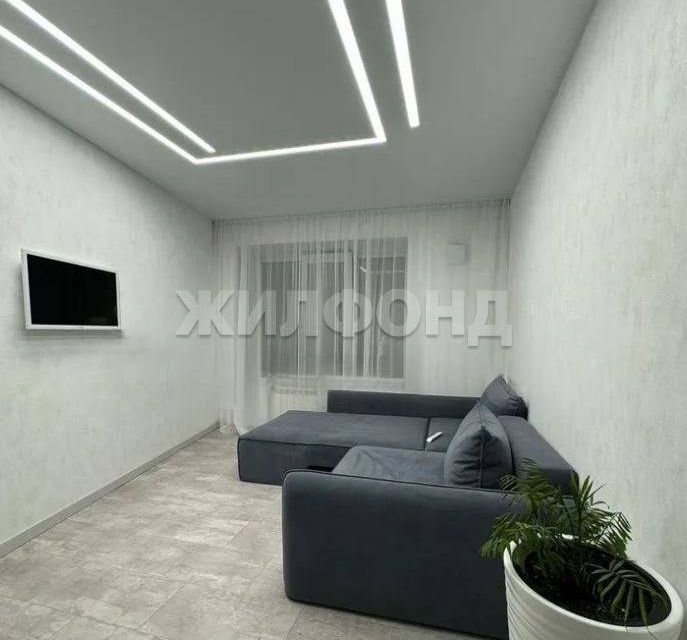 Продаётся 3-комнатная квартира, 111 м²
