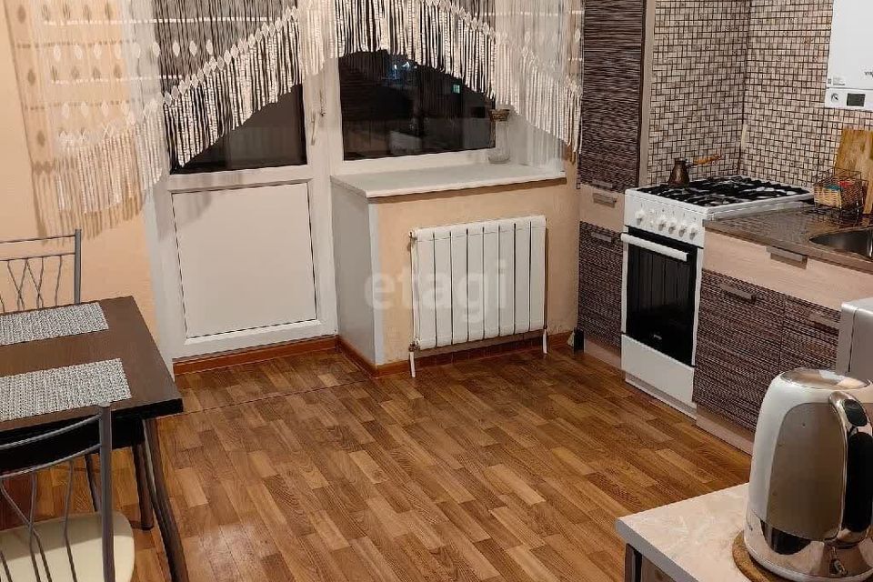 Продаётся 1-комнатная квартира, 40.2 м²