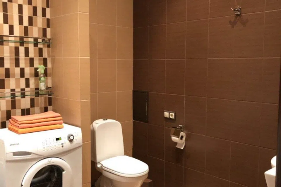 Сдаётся 2-комнатная квартира, 85 м²