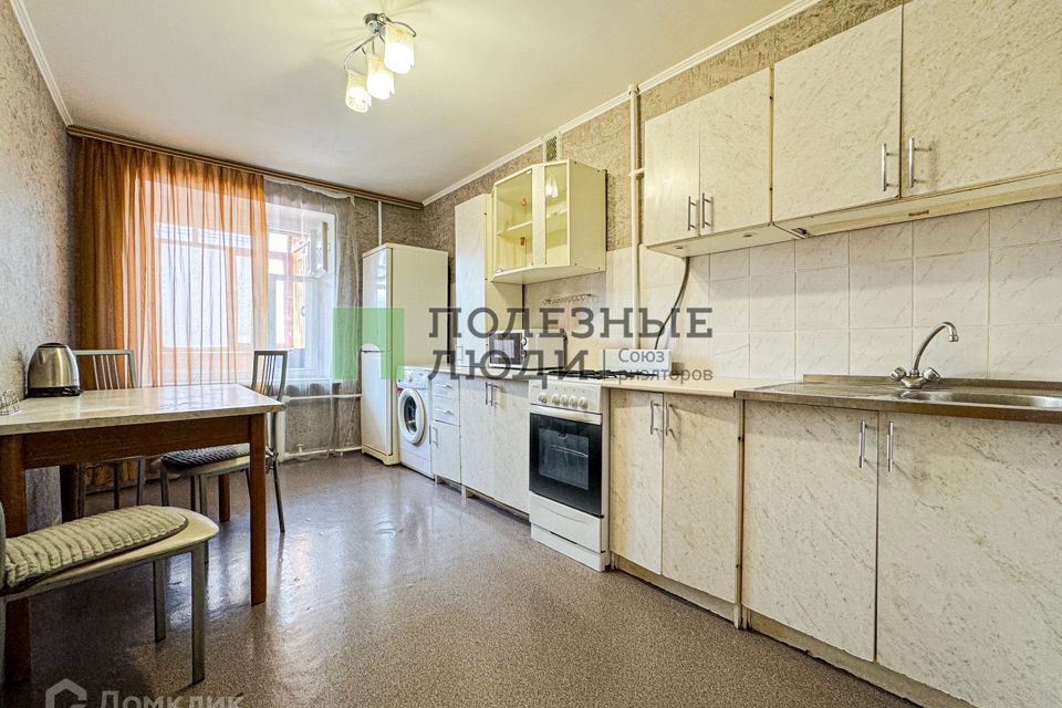 Сдаётся 1-комнатная квартира, 56 м²