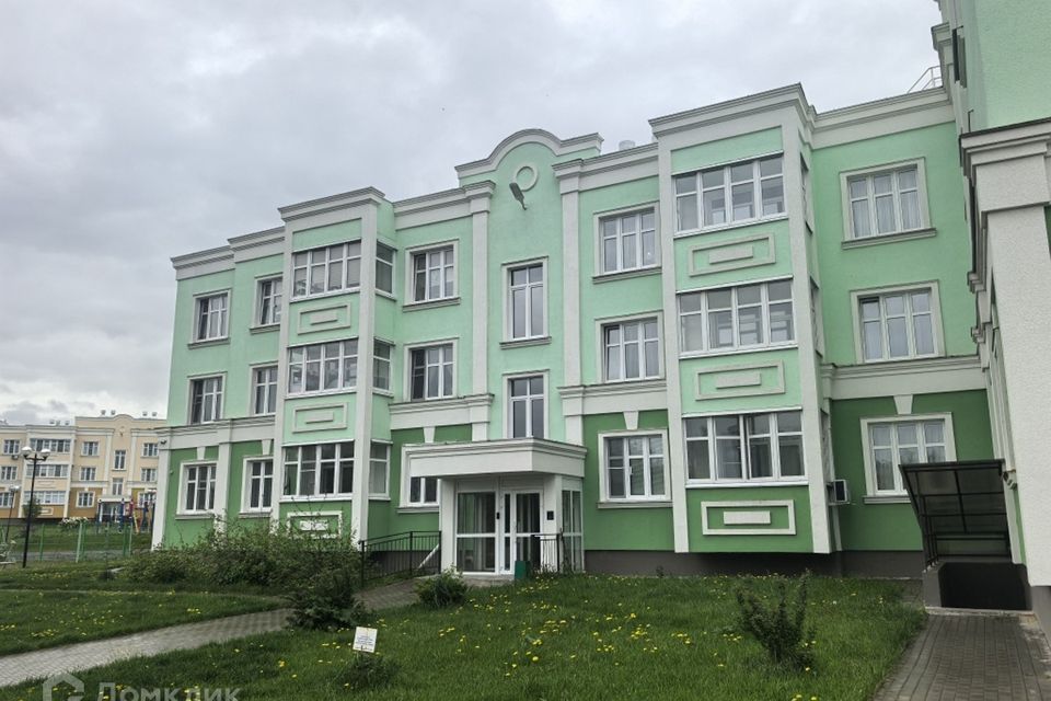 Продаётся 1-комнатная квартира, 42 м²