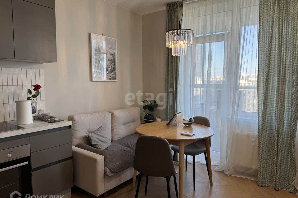 Продаётся 1-комнатная квартира, 35.6 м²