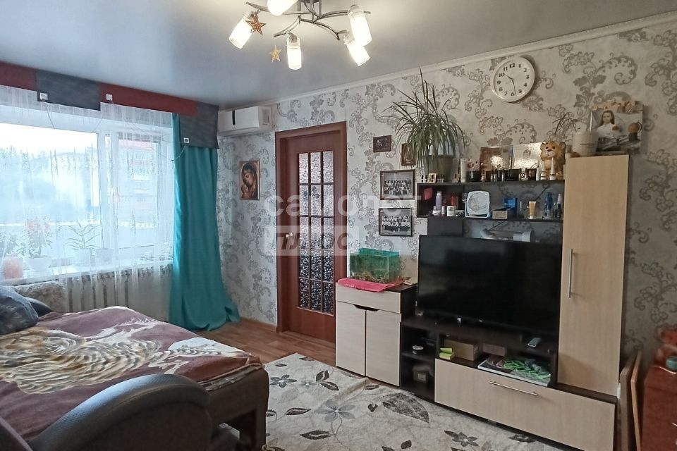 Продаётся 3-комнатная квартира, 42 м²