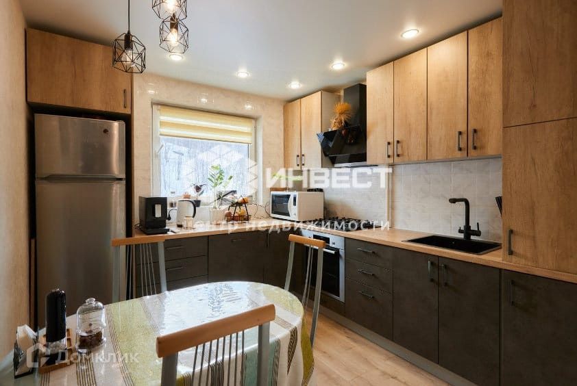 Продаётся 3-комнатная квартира, 57.5 м²