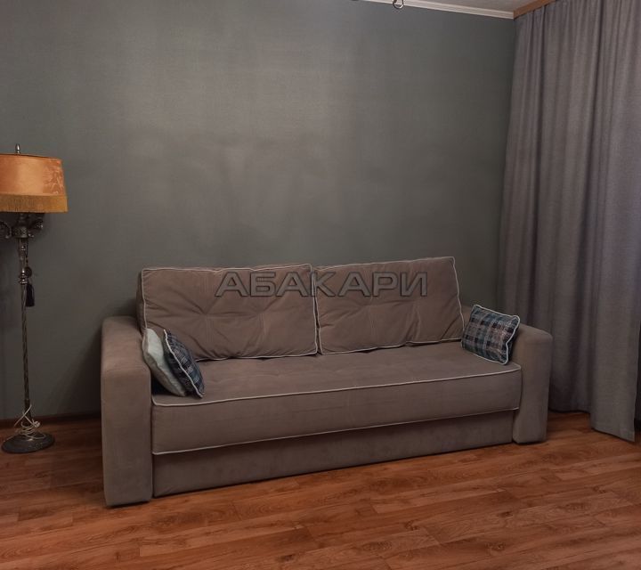 Сдаётся 2-комнатная квартира, 56 м²