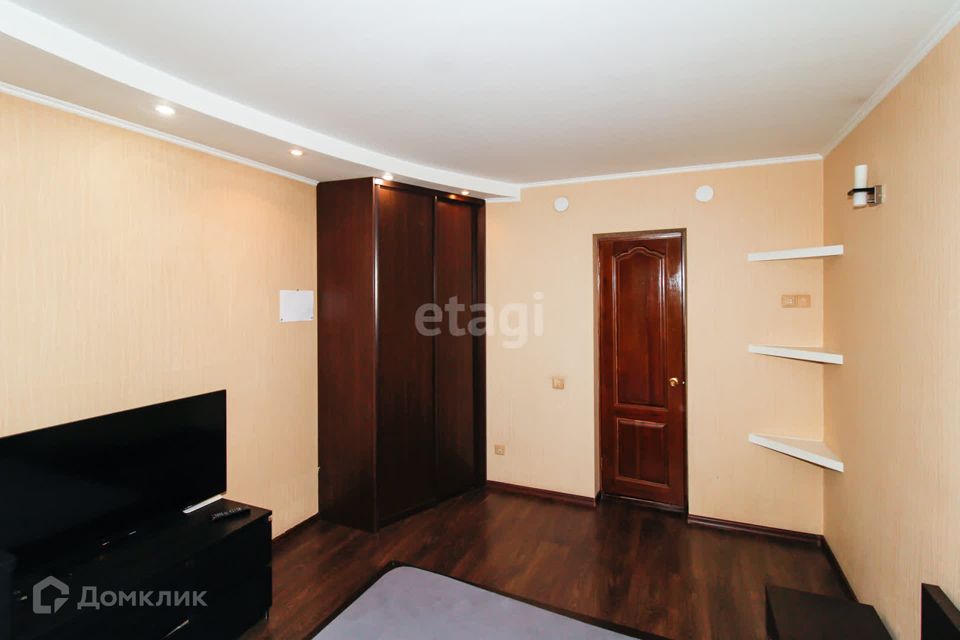 Продаётся 2-комнатная квартира, 55.8 м²