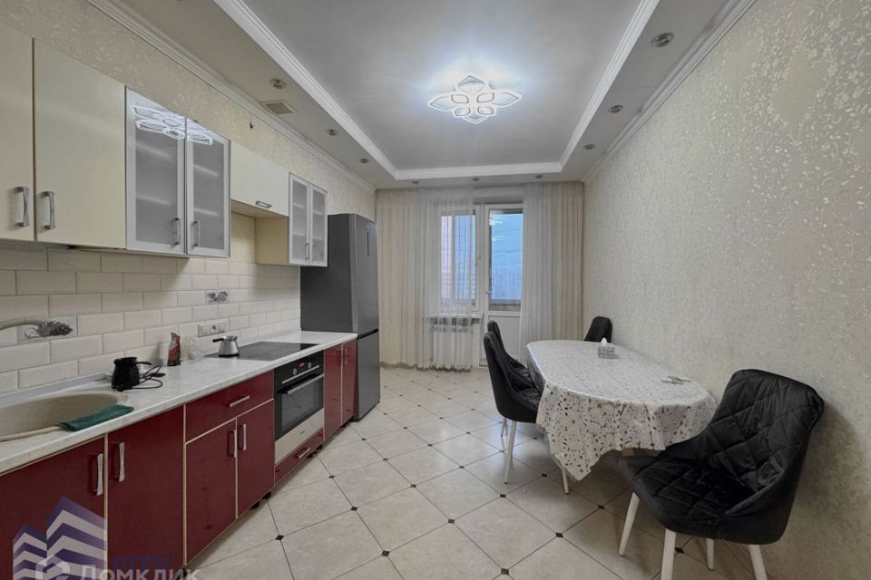 Сдаётся 3-комнатная квартира, 100 м²