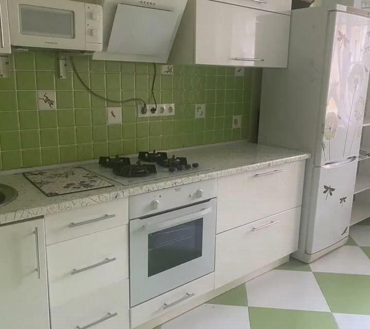 Сдаётся 1-комнатная квартира, 52 м²