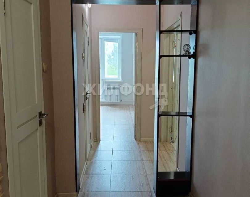 Продаётся 1-комнатная квартира, 41.36 м²