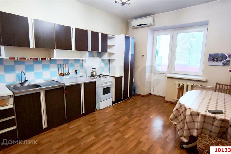 Продаётся 3-комнатная квартира, 82.3 м²