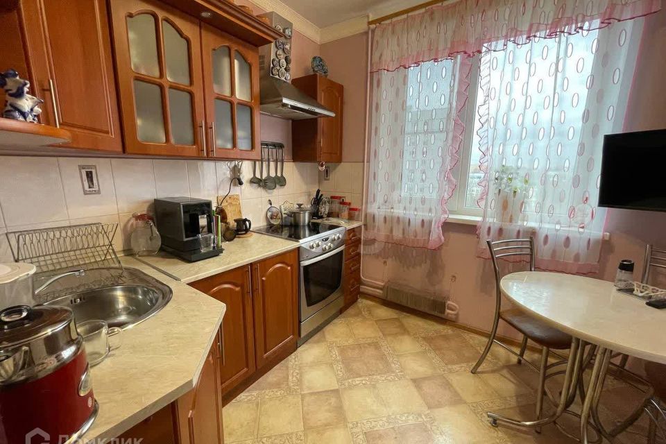 Продаётся 3-комнатная квартира, 61.5 м²