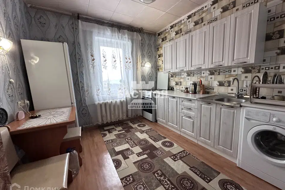 Продаётся 1-комнатная квартира, 41.3 м²