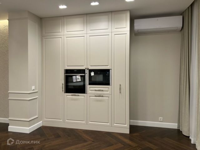 Продаётся 3-комнатная квартира, 107.3 м²