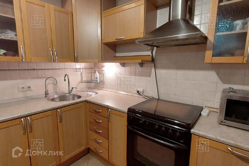 Сдаётся 3-комнатная квартира, 76 м²