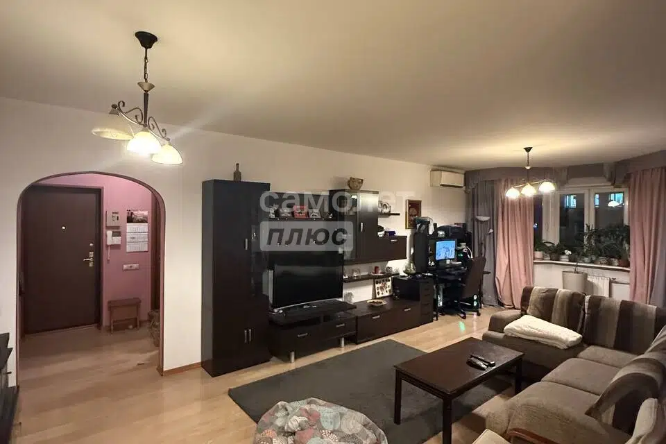Продаётся 3-комнатная квартира, 95 м²