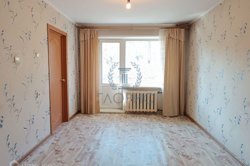 Продаётся 4-комнатная квартира, 72 м²