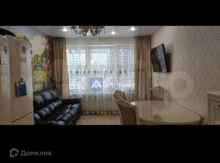 Продаётся 3-комнатная квартира, 90 м²