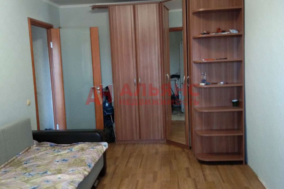 Продаётся 1-комнатная квартира, 32 м²