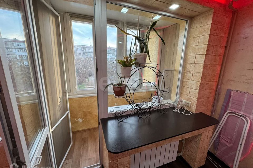 Продаётся 3-комнатная квартира, 62.3 м²