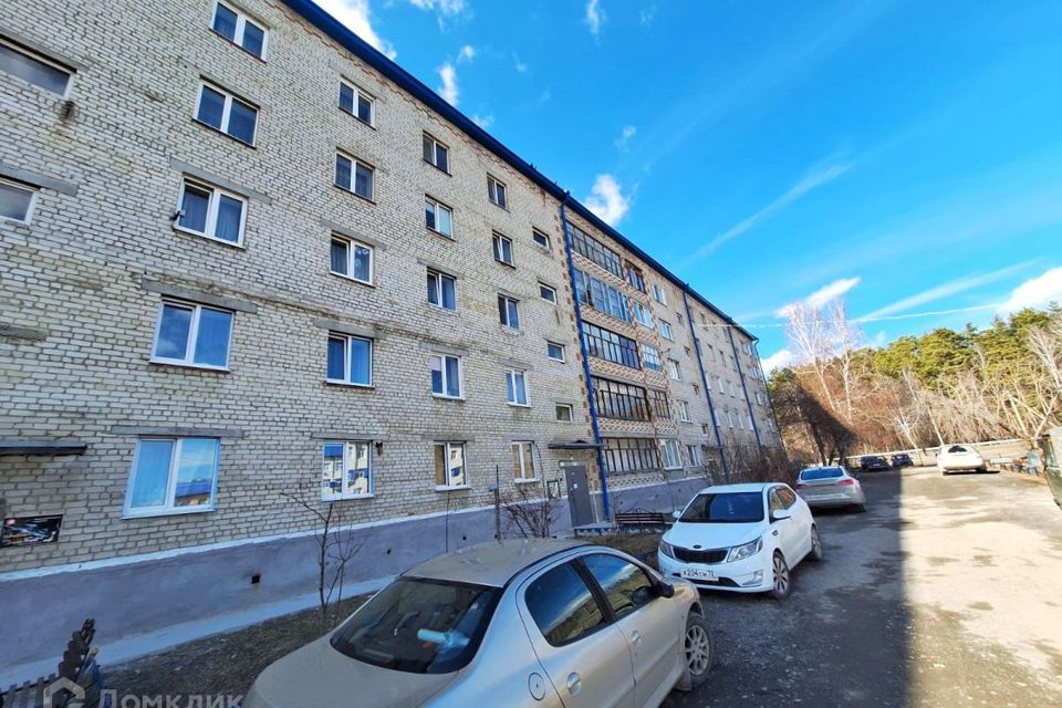 Продаётся 4-комнатная квартира, 77.6 м²