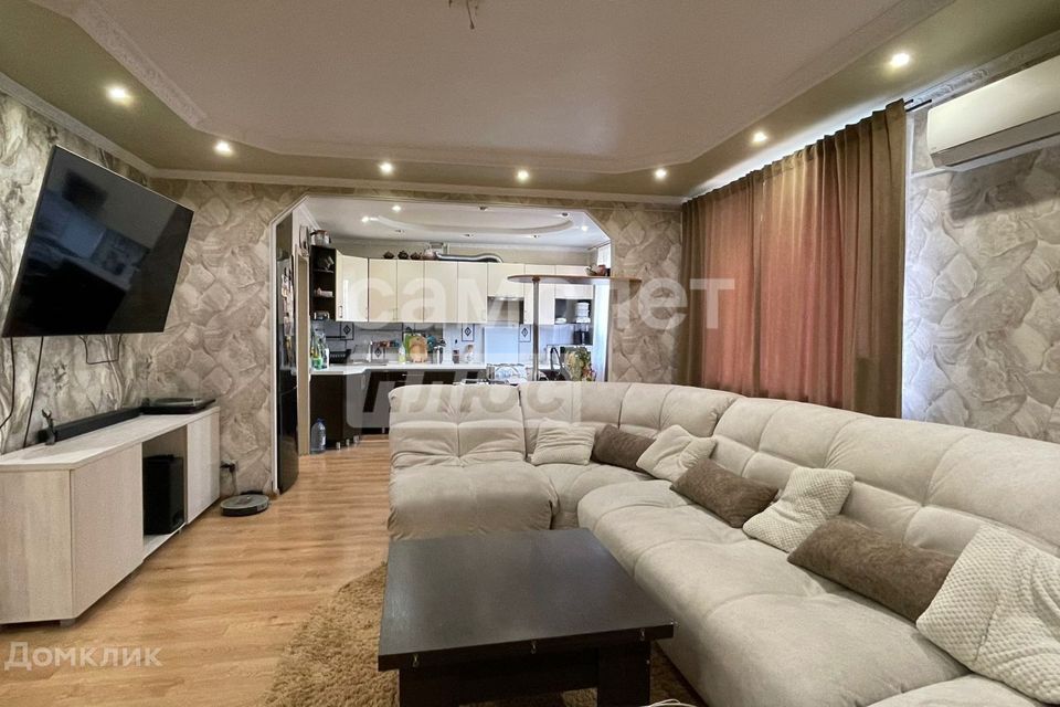 Продаётся 4-комнатная квартира, 94.3 м²