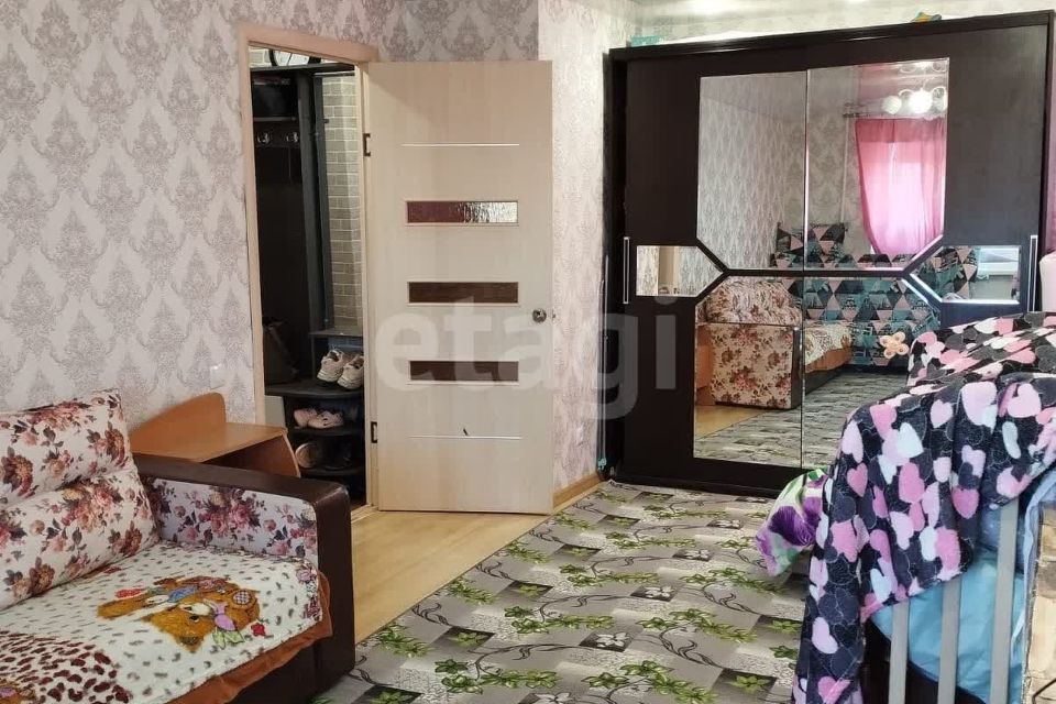 Продаётся 1-комнатная квартира, 32 м²
