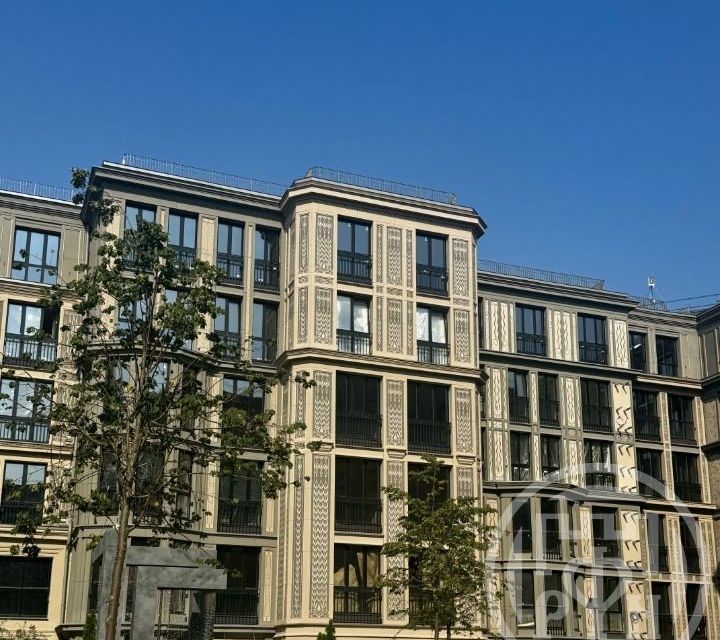 Продаётся 2-комнатная квартира, 82.28 м²