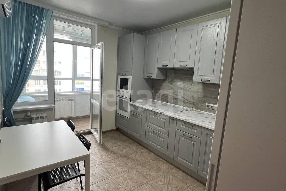 Продаётся 1-комнатная квартира, 47.7 м²