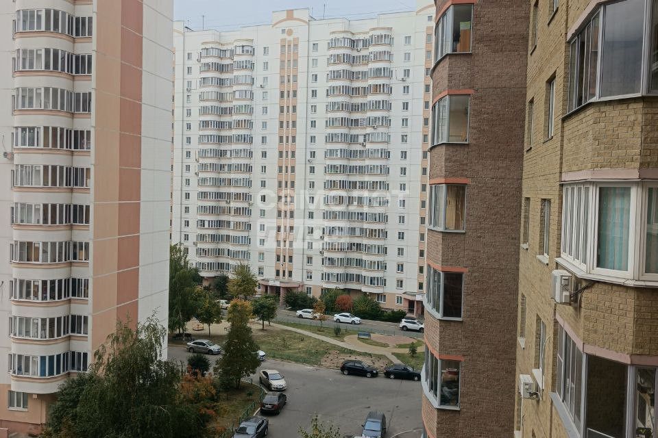 Продаётся 1-комнатная квартира, 49.9 м²