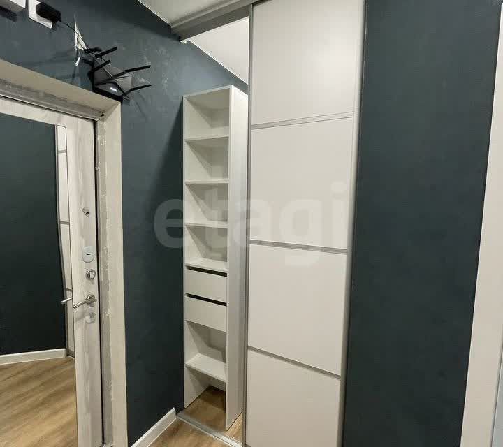 Продаётся 1-комнатная квартира, 35.7 м²
