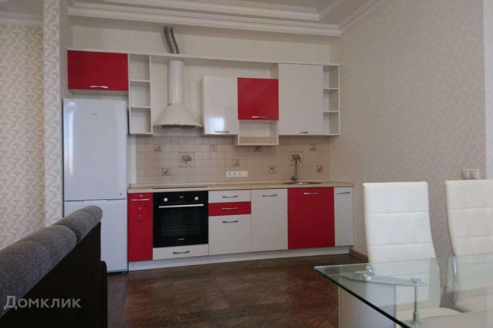 Сдаётся 2-комнатная квартира, 85 м²