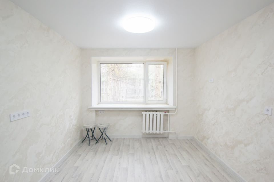 Сдаётся комната в 1-комн. квартире, 12.6 м²