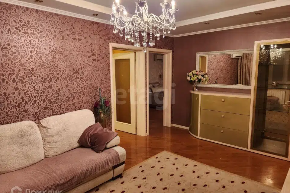 Продаётся 3-комнатная квартира, 74.3 м²