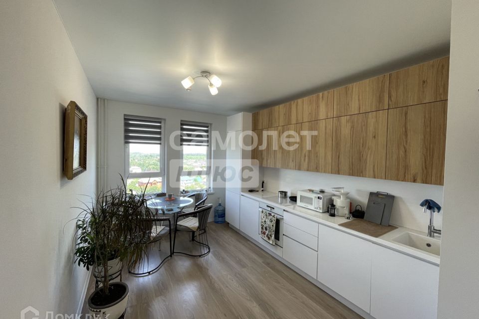 Продаётся 2-комнатная квартира, 55.9 м²
