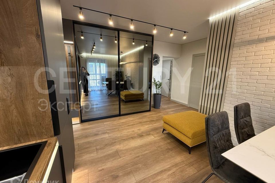 Продаётся 2-комнатная квартира, 66.3 м²