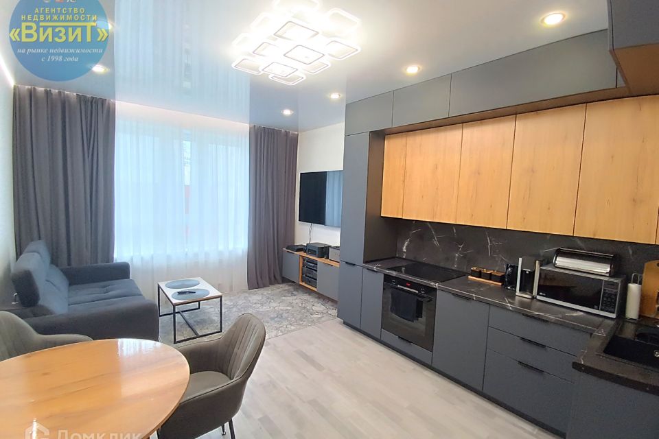 Продаётся 3-комнатная квартира, 77 м²