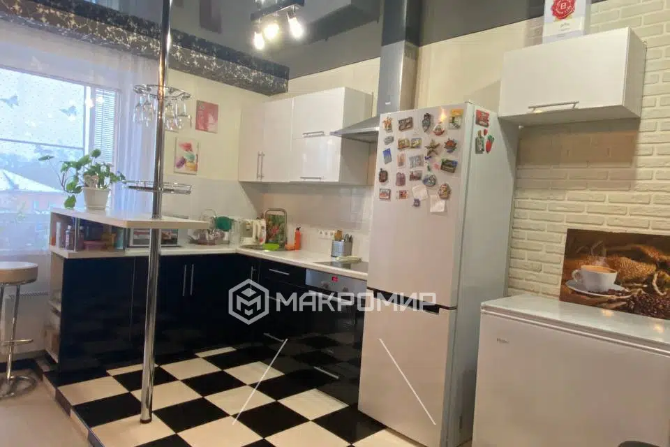 Продаётся 2-комнатная квартира, 56.5 м²