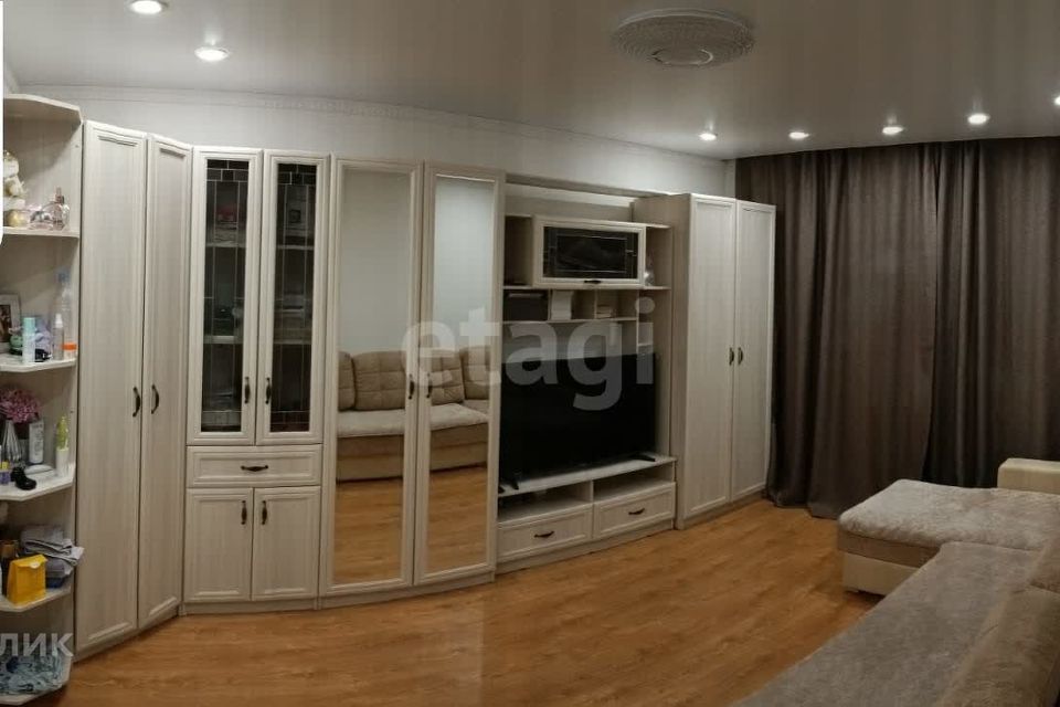 Продаётся 2-комнатная квартира, 51.7 м²