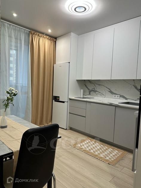 Сдаётся студия, 38 м²