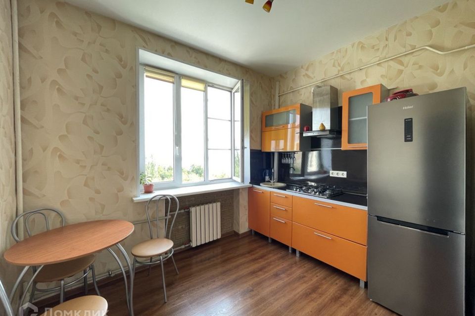 Продаётся 1-комнатная квартира, 37.7 м²