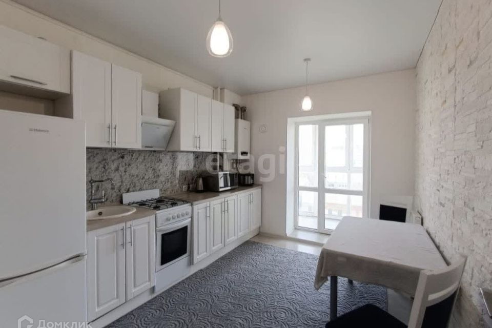 Продаётся 1-комнатная квартира, 39.8 м²