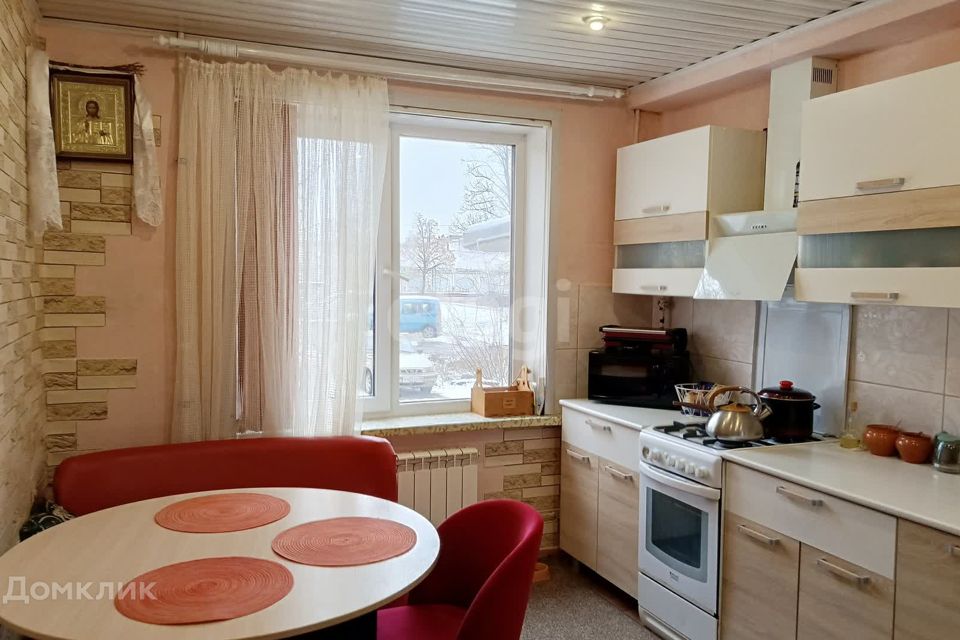 Продаётся 3-комнатная квартира, 62.8 м²