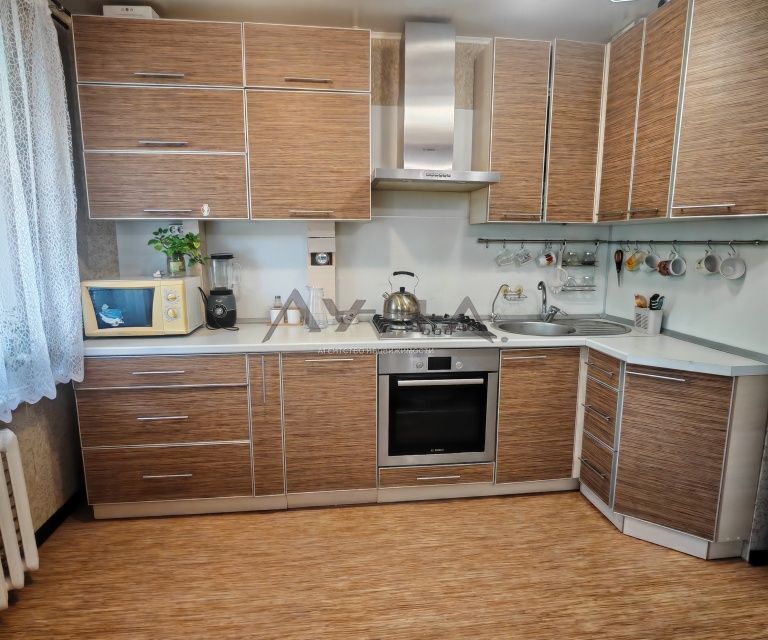 Продаётся 3-комнатная квартира, 58 м²