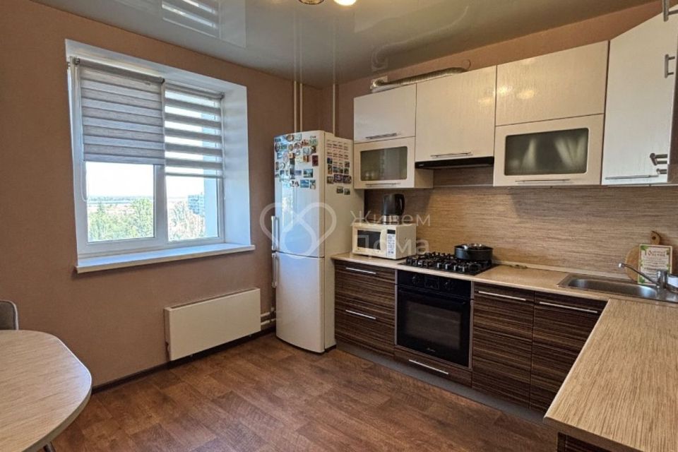 Продаётся 2-комнатная квартира, 71.8 м²