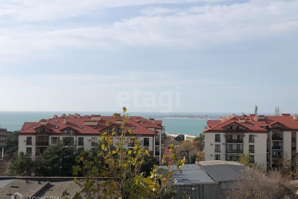 Продаётся 1-комнатная квартира, 41.7 м²