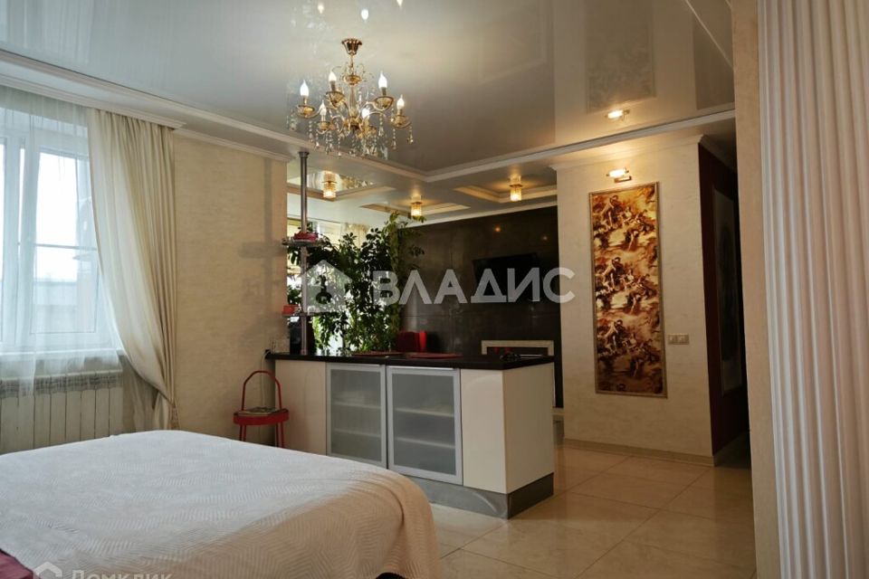 Продаётся 1-комнатная квартира, 43.4 м²